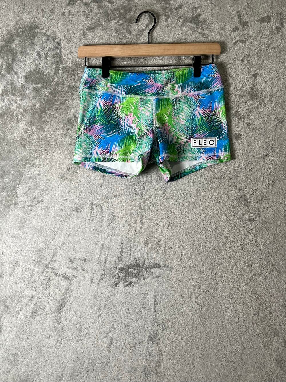 FLEO‎ Tropical Palm Print High Rise Workout Shorts Small Athletic Gym Running